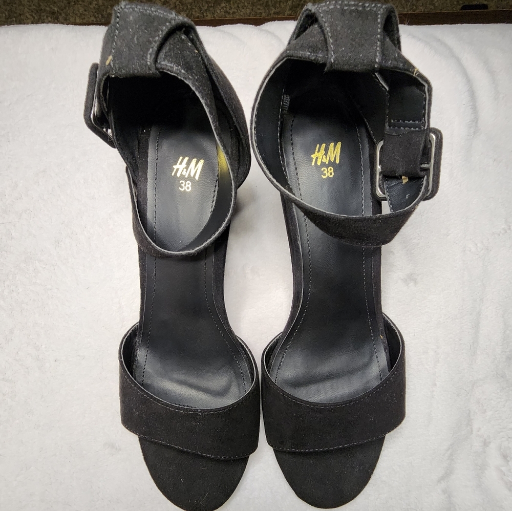 Black wedges size 7